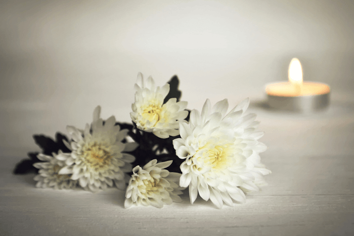 5 Ways to Cope When a Loved One Passes Away